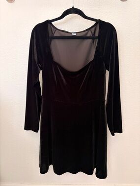 Old Navy, Black velvet Long sleeve skater dress